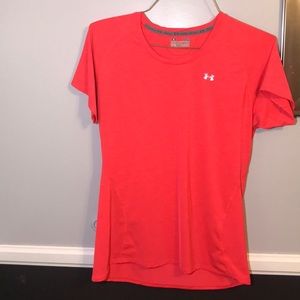 Under Armour semi fitted tee